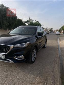 ئێم جی HS